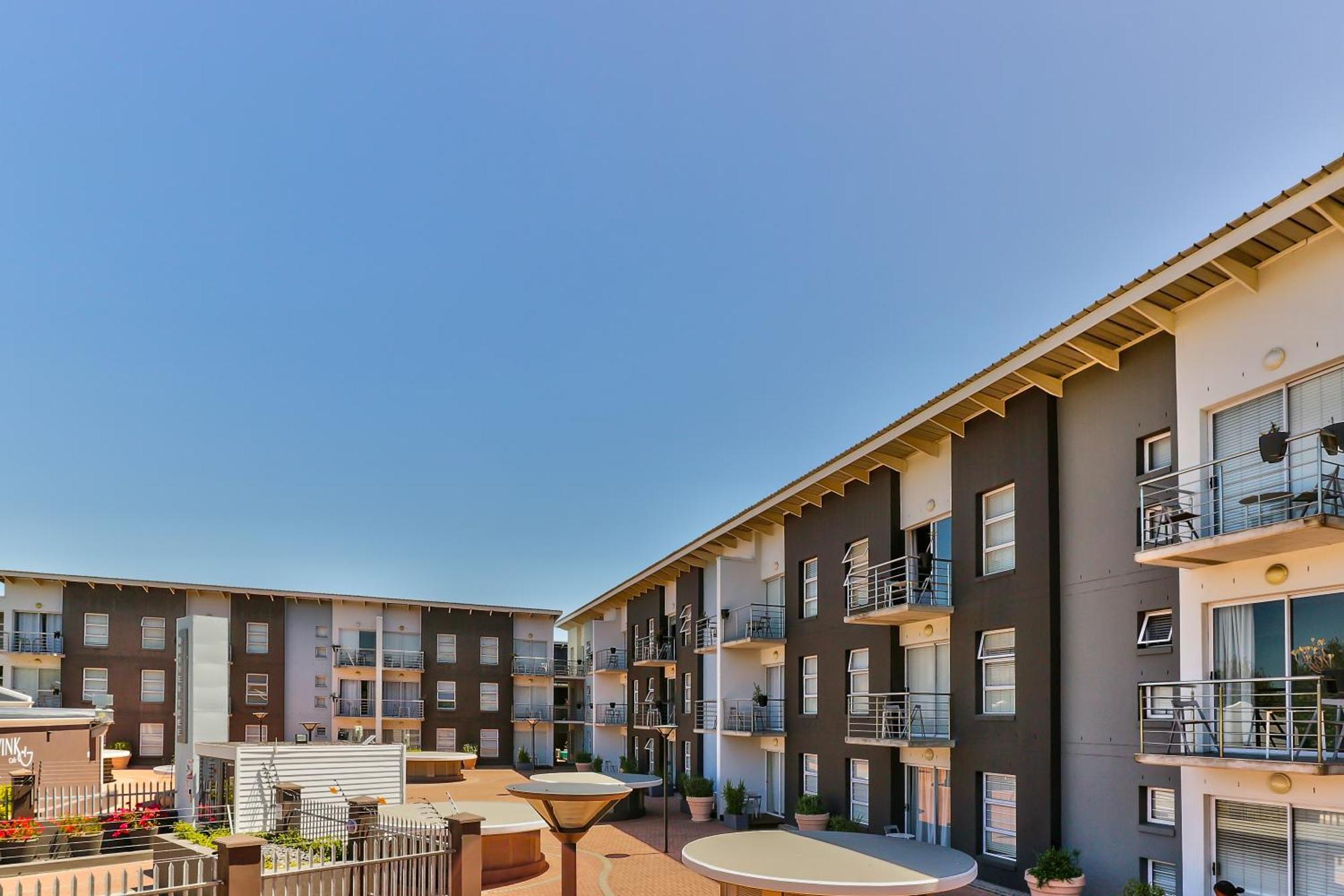 Wink Aparthotel Quiver Tree Stellenbosch Zewnętrze zdjęcie